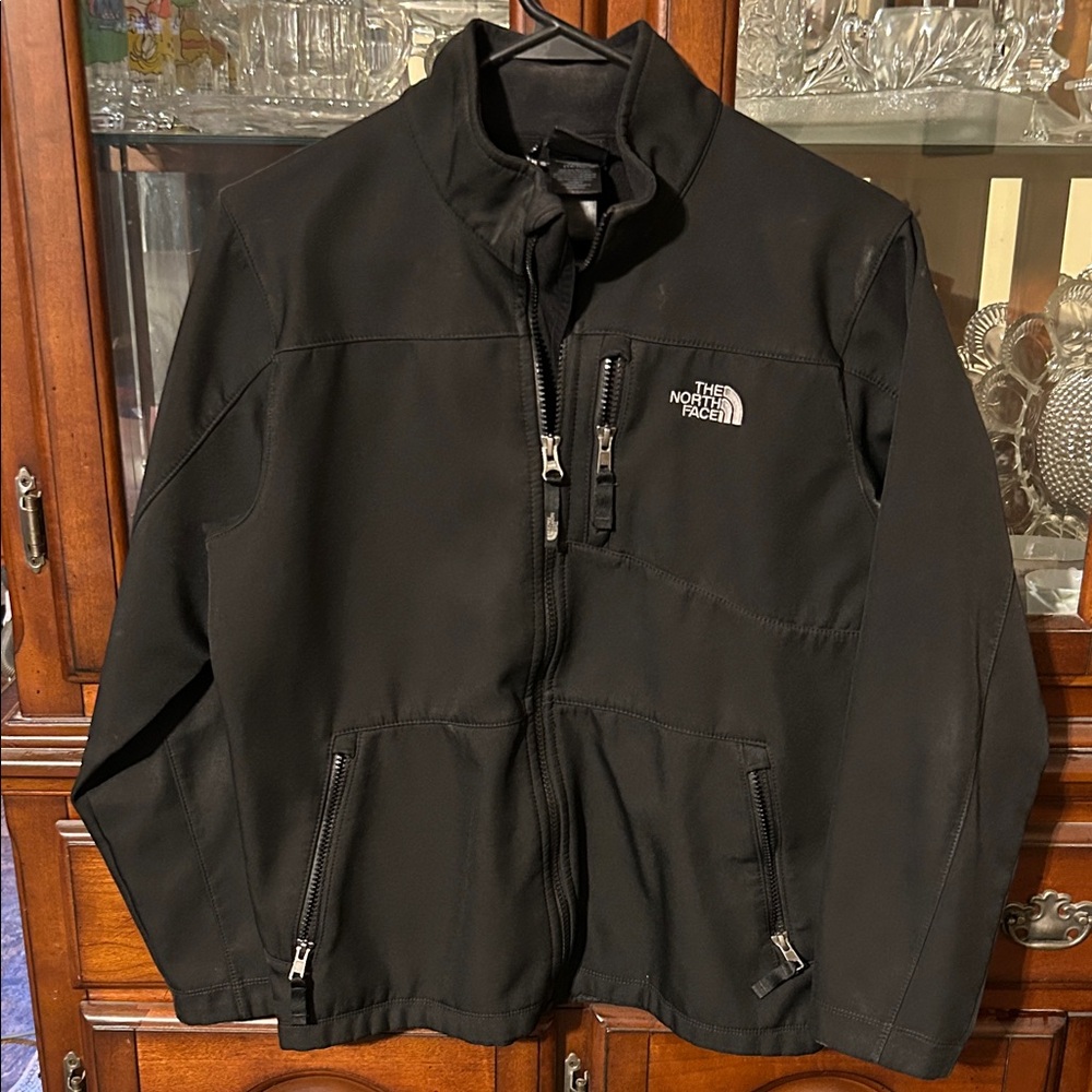 The North Face Boy’s Black Performance Jacket